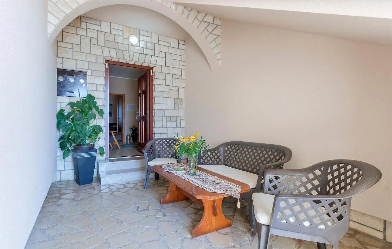 Apartmani Istra Nikolic 8 Fazana 0*,